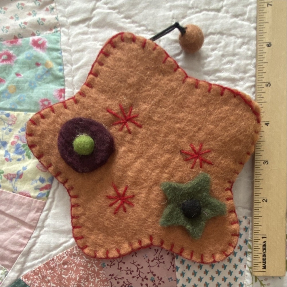 Handmade Wool Star Vintage Folk art design, Coin Purse, Primitive, rustic, Nepal